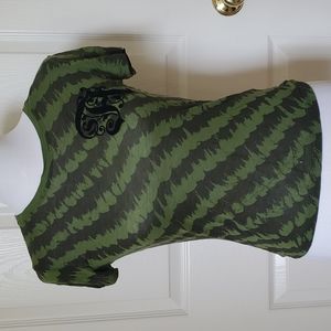 L.A.M.B. By Gwen Stefani tee shirt